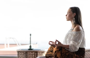 Ternyata, Meditasi Mindfulness Memiliki 4 Efek Samping yang Jarang Diketahui oleh Penikmatnya: Jangan Sampai Terjadi Pada Anda!