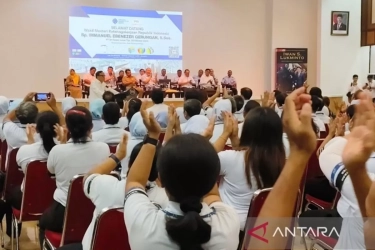 Wamen Ketenagakerjaan Kunjungi Sritex, Pastikan Nasib Ribuan Karyawan