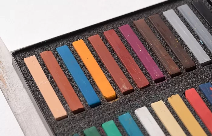 Warna-Warna Kesukaan Gen Z: Cerah, Gelap, dan Terinspirasi Perkembangan Teknologi