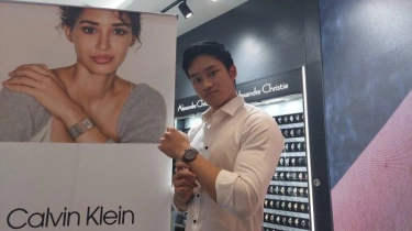 'Diracuni' Deddy Corbuzier Azka Jadi Hobi Koleksi Jam Tangan