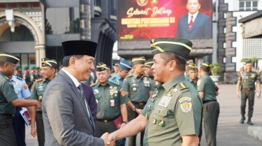 Disambangi Menhan Sjafrie Sjamsoeddin, KSAD Laporkan Kondisi Alutsista Hingga Fasilitas Latihan
