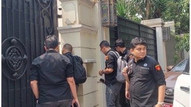 Kejagung Kembali Datangi Rumah Zarof Ricar Diduga Geledah Lagi, Saksi: Masih Tunggu Si Istri