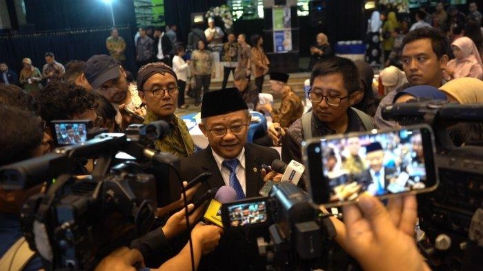 Mendikdasmen Abdul Mu'ti Ungkap Pesan Presiden Prabowo di Bidang Pendidikan Saat Retreat Kabinet