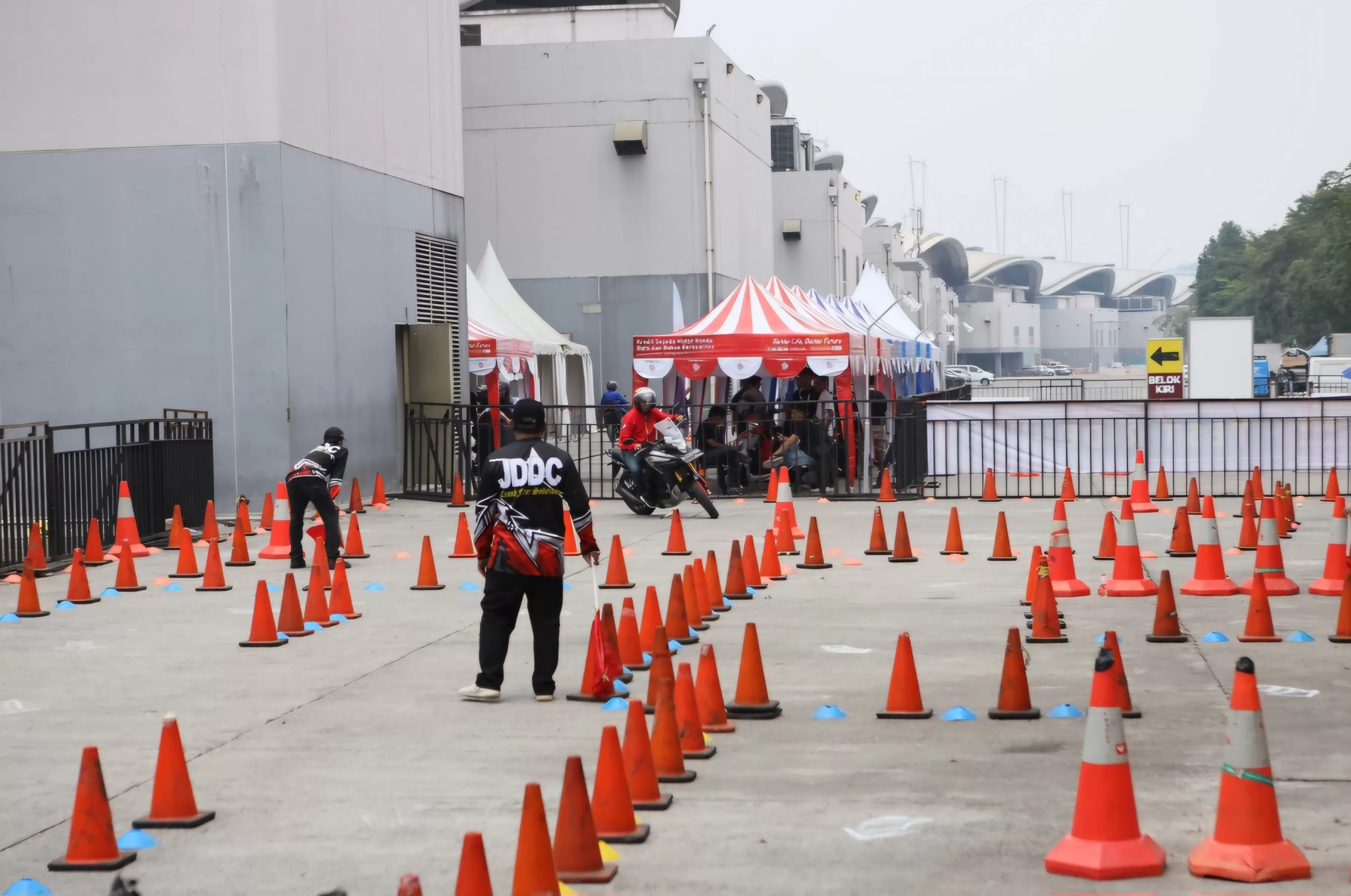 Dibuka Hari Ini di ICE BSD City Tangerang, Bikers Bisa Test Ride Motor Baru di Imos 2024 dengan Area Lebih Luas   