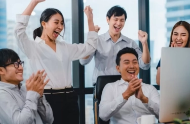 Jadi Aset Berharga di Kantor, Ini 5 Ciri Khas Ekstrovert di Tempat Kerja yang Membuatnya Kerap Membawa Dampak Positif
