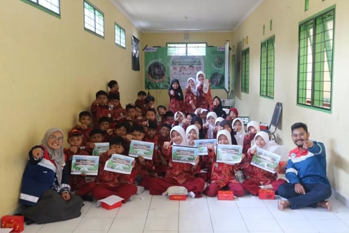 Jaga agar Tanaman Endemik Jabar Tak Punah, PPN Regional JBB Kenalkan Saninten pada Anak-anak