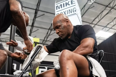 Transformasi Mengejutkan Mike Tyson: Siap Hancurkan Jake Paul di Atas Ring!