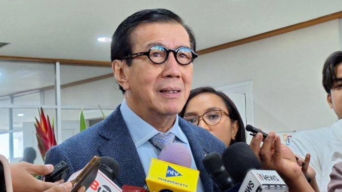 Yasonna Minta Menteri HAM Pigai Libatkan BUMN dalam Penyelesaian Non-yudisial Kasus HAM Berat