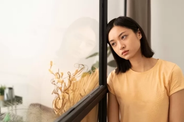 8 Cara Introvert Menjadi Lebih Sosial dari Sebelumnya agar Kesempatan Emas Tidak Terlewat Begitu Saja