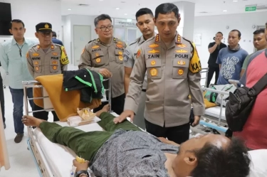 Supir Truk Ugal-ugalan di Tangerang Diamuk Massa, Hingga Kini Masih Jalani Perawatan Medis