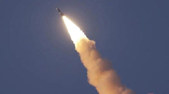 Korea Utara Bikin Rekor Uji Coba Rudal Balistik Antarbenua Hwasong-19 Terbaru