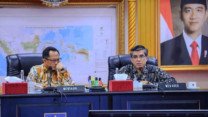 Menaker Minta Seluruh Gubernur Tetapkan UMP 2025 Sebelum 21 November 2024