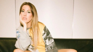 Lirik Lagu dan Terjemahan On My Mind - Ellie Goulding: You Think You Know Somebody