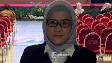 Hj. Nina Agustina, S.H., M.H., C.R.A.