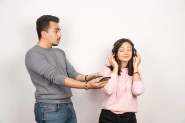 Berdasarkan Riset: 10 Ciri Pria yang Bikin Perempuan Hilang Respek, Bahkan Jijik dan Langsung Menolaknya