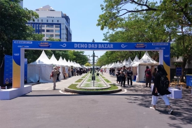 Dukung Program Wirausaha Merdeka, Unair Gelar Uji Coba Pasar Sejumlah Brand Lewat Demo Day Bazar