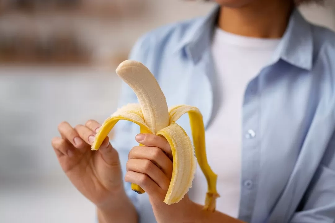 Mengapa Pisang Tidak Boleh Dikonsumsi saat Perut Kosong? Simak Penjelasan Ini