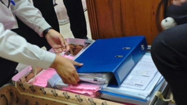 Periksa Satu Koper Dokumen KPK, Hakim Sidang Praperadilan Gubernur Kalsel Sahbirin Mengaku Dehidrasi