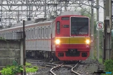 Masuki Musim Hujan, KAI Siapkan Fasilitas Pengering Payung di 17 Stasiun LRT Jabodebek