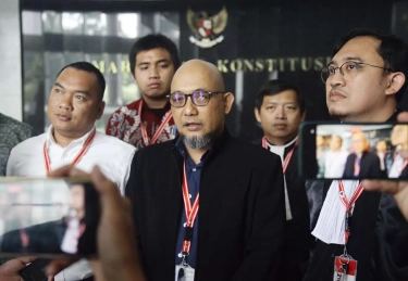 Novel Baswedan Sebut Gugatan Alexander Marwata Terhadap Pasal 36 UU KPK ke MK untuk Lari dari Jeratan Pidana