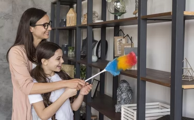 Jangan Terlalu Dimanja! Anak Bisa Mendapatkan 6 Keuntungan Ini Jika Diajarkan Pekerjaan Rumah Sejak Kecil