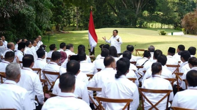 Prabowo Berikan Instruksi ke Gibran dan para Menterinya: Tahun Depan Kerja Keras