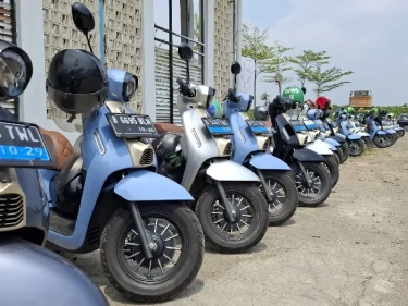Ojol Mulai Lirik Motor Listrik, Teknologi Swap Baterai Jadi Alasan Banyaknya Efisiensi