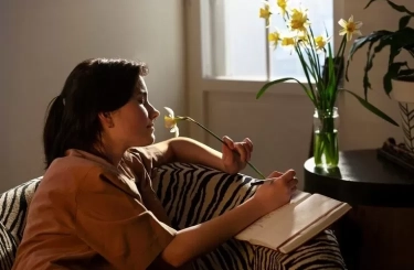 8 Kalimat yang Terdengar Menakutkan untuk Kaum Introvert, Apa Iya?