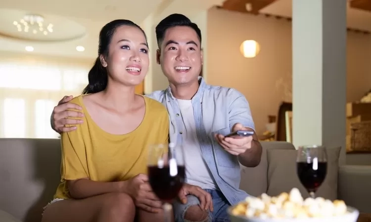 9 Ide Berkencan untuk Pasangan yang Sudah Memiliki Anak Ini Sederhana dan Mudah Dilakukan Agar Tetap Mesra!