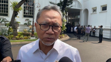 Dr. H.C. H. Zulkifli Hasan, S.E., M.M.