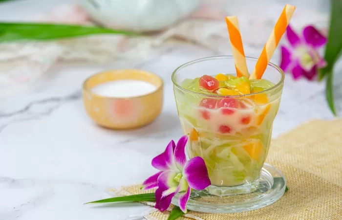 4 Jenis Buah yang Ternyata Berbahaya jika Dikonsumsi Bersamaan dalam Sop dan Salad