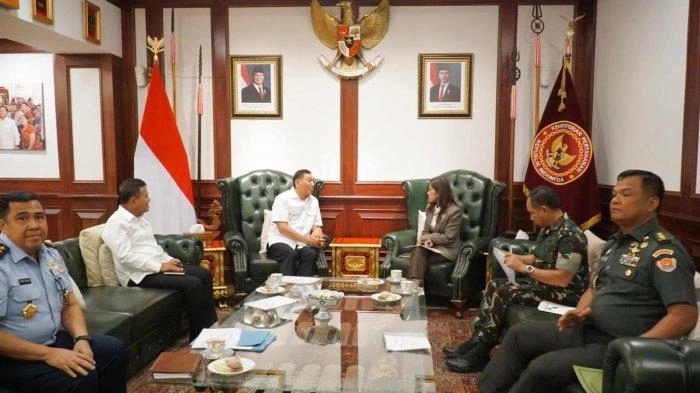 Menhan Sjafrie Gelar Rapat Bersama Menkomdigi, Kabin & Panglima TNI Bahas Perang Lawan Judi Online 