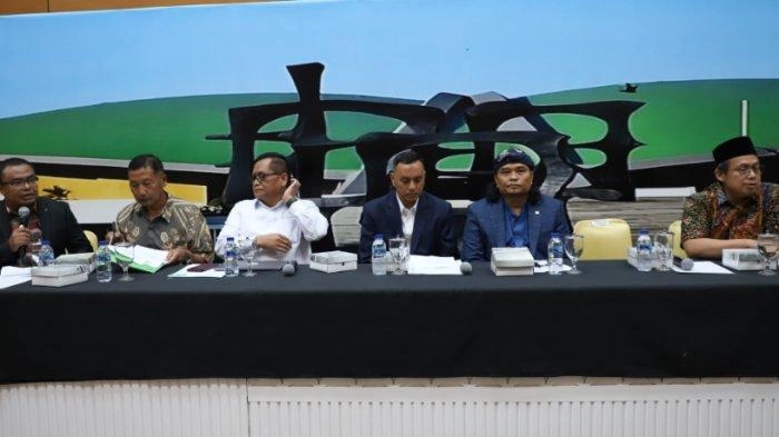 Polemik Rancangan Permenkes Kemasan Rokok Seragam, DPR: Semua Pihak Harus Duduk Bersama