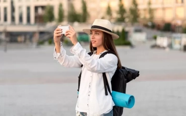 Orang yang Bepergian Sendirian Cenderung Menemukan 8 Kebenaran Tentang Diri Mereka Sendiri Menurut Psikologi