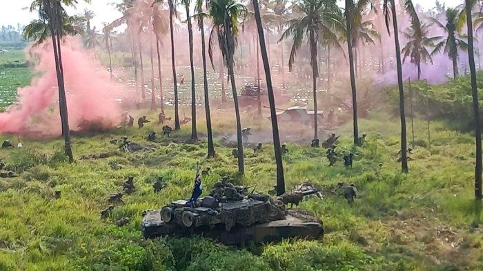 7 Ledakan Menggelegar di Pantai Banongan Situbondo, ''Tiarap, tiarap, tiarap''