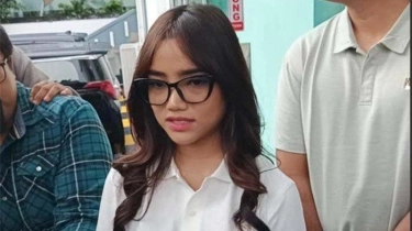 Fuji Puas Mantan Manajernya Divonis 2 Tahun 6 Bulan Penjara, Sudah Relakan Uang Rp1,3 Miliar Hilang