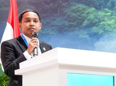 Menhut Raja Juli Akan Libatkan Swasta dan Akademisi untuk Buat Peta Jalan Reforestasi 12 juta Hektar Hutan
