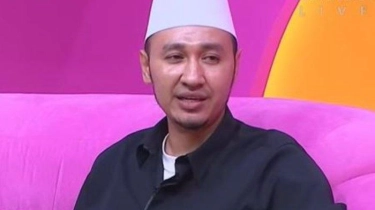 Kartika Putri Pilih Bercadar di Puncak Karier, Habib Usman Akui Keputusan Istrinya Bukan Hal Mudah