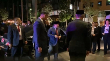 Prabowo Dikawal Helikopter saat Berangkat dari Bandara Jorge Chavez Menuju Hotel di Peru