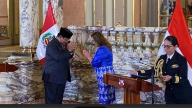 Beda Gaya Prabowo dan Presiden Peru, Jam Tangan Presiden RI Harga Jutaan, Dina Boluarte Lapis Emas