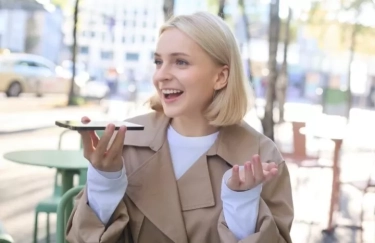 9 Keunikan Orang yang Gemar Mengirim 'Voice Note' Alias Pesan Suara: Ini Kepribadian yang Membuat Mereka Berbeda!