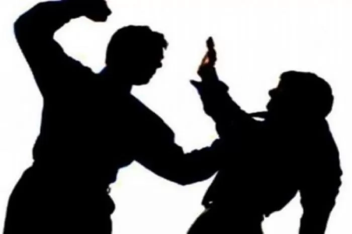 Bertikai di Tempat Karaoke, 2 Perempuan Dianiaya Hingga Babak Belur