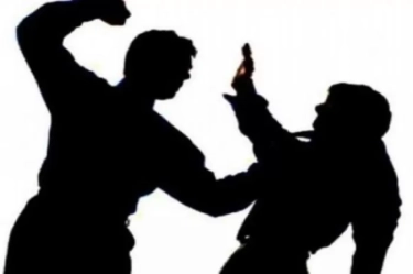 Bertikai di Tempat Karaoke, 2 Perempuan Dianiaya Hingga Babak Belur