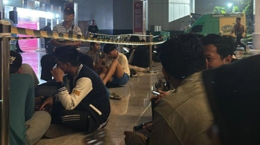 Berburu Tiket KA Murah di JCC Senayan, Rela Antre Sejak Pukul 04.00 Dinihari