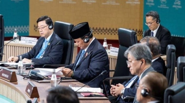 Gaya Prabowo Saat Hadiri Leaders Meeting APEC 2024, Berpeci dan Duduk Di Sebelah PM Jepang
