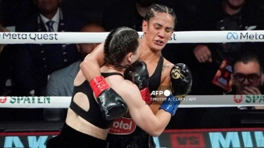 Update Hasil Tinju Dunia: Medan Tempur Mike Tyson Memanas, Katie Taylor Kunci 4 Sabuk Juaranya