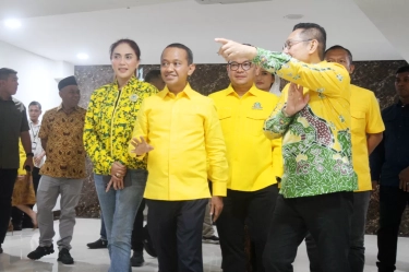 Tak hanya Ditangguhkan, UI Diminta Periksa Pemberi Gelar Doktor Bahlil