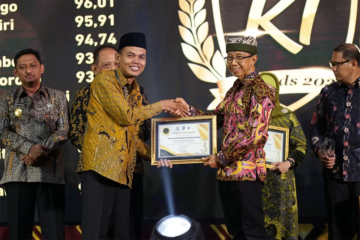 Banyuwangi Raih Penghargaan Badan Publik Informatif