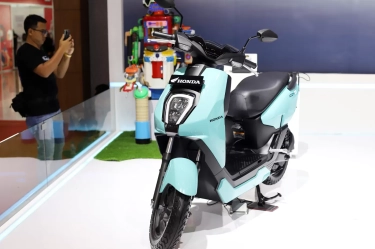 Tips Merawat Motor Listrik di Cuaca Ekstrem agar Tetap Aman, Perhatikan Komponen Elektrikalnya