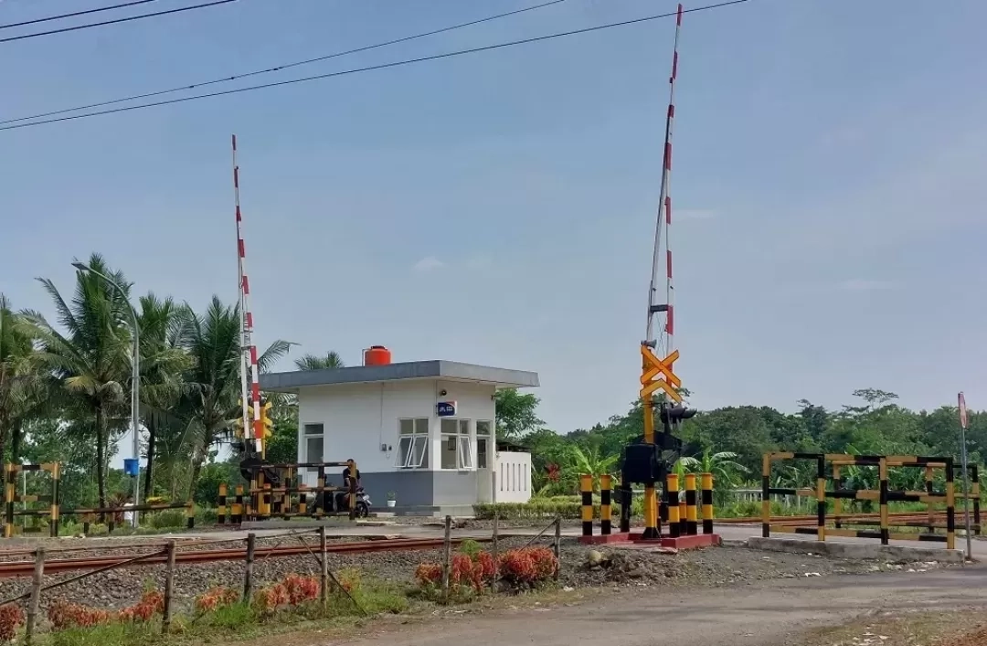 Tutup 269 Perlintasan Liar hingga Oktober 2024, KAI Ingatkan Masyarakat Tidak Buka Kembali Demi Keselamatan